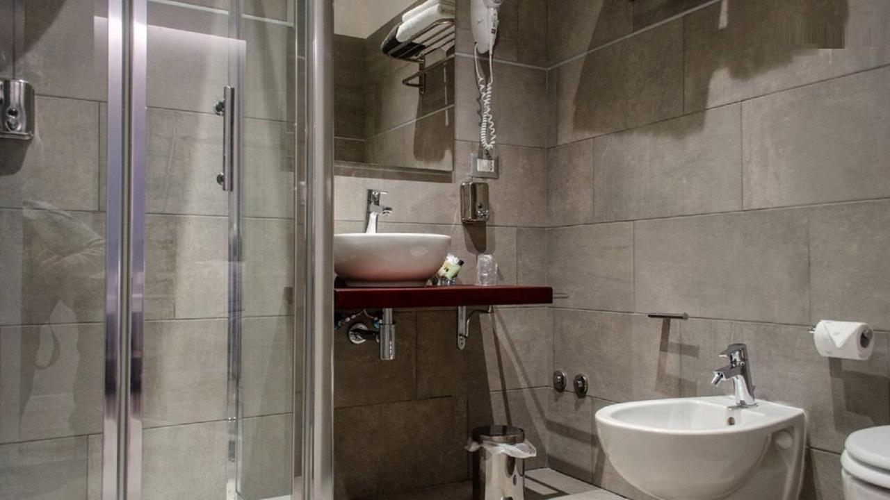 Interno 1 Ciampino Roma Luxury Apartment Con Balcone Bagian luar foto