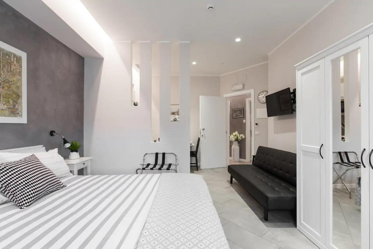 Interno 1 Ciampino Roma Luxury Apartment Con Balcone Bagian luar foto