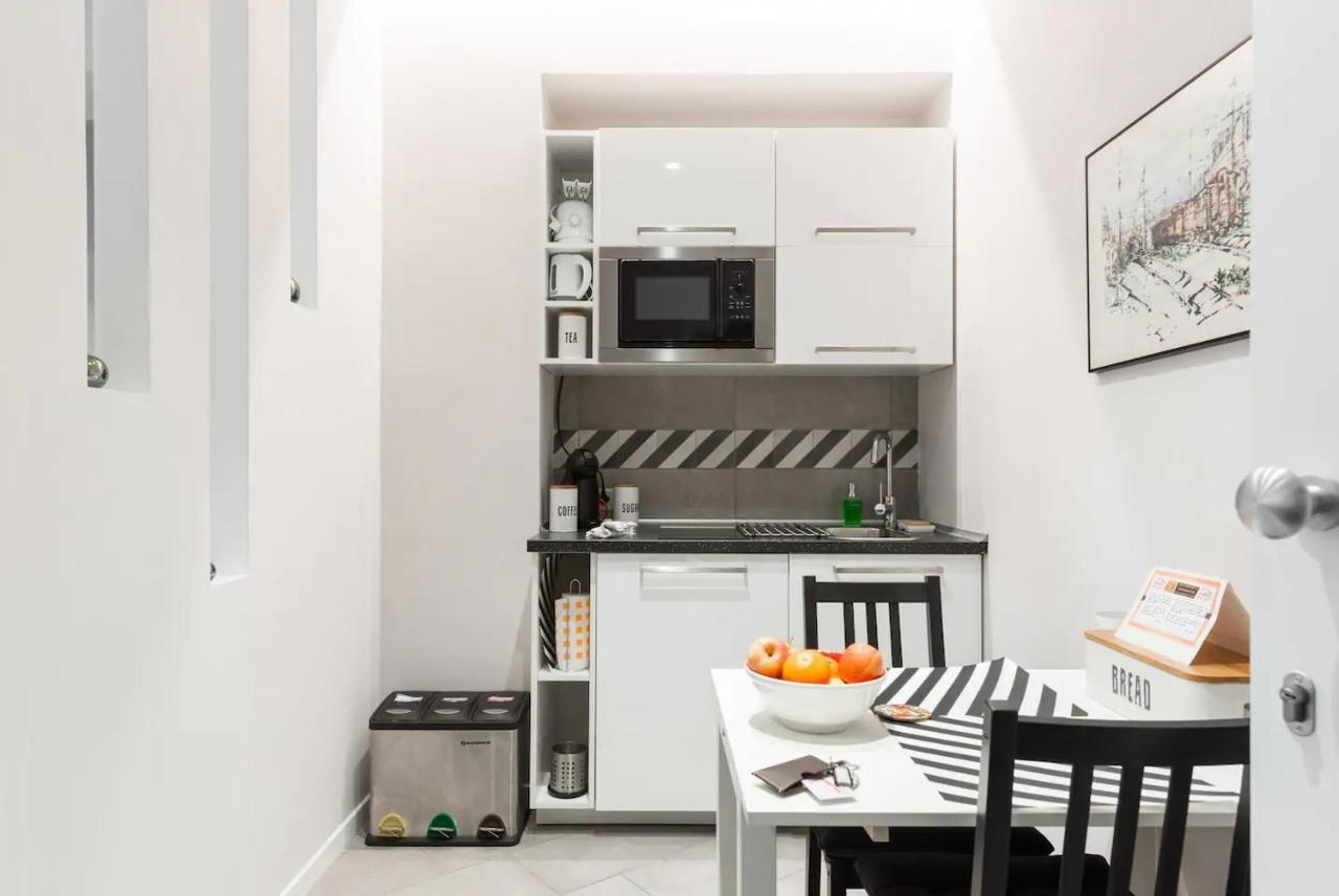 Interno 1 Ciampino Roma Luxury Apartment Con Balcone Bagian luar foto